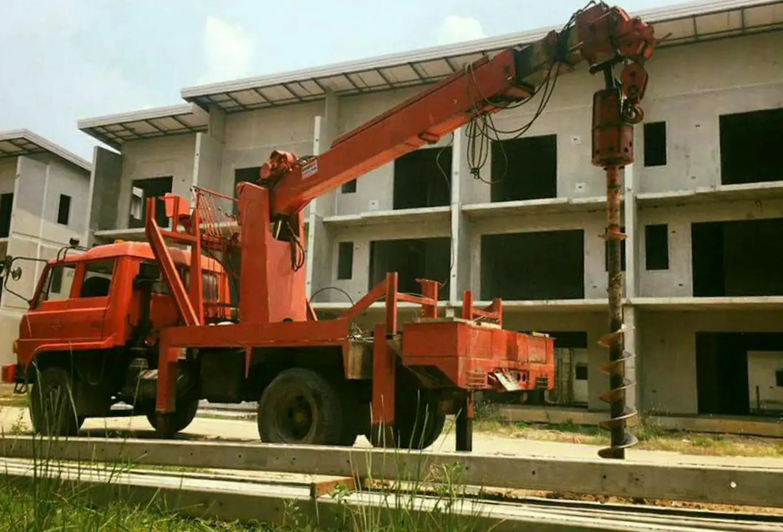 โครงสร้างพื้นฐานเครือข่ายและการไฟฟ้า